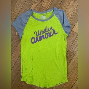 Never worn under armour girls tee size youth medium